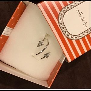 Stella and Dot adjustable arrow ring  in silver